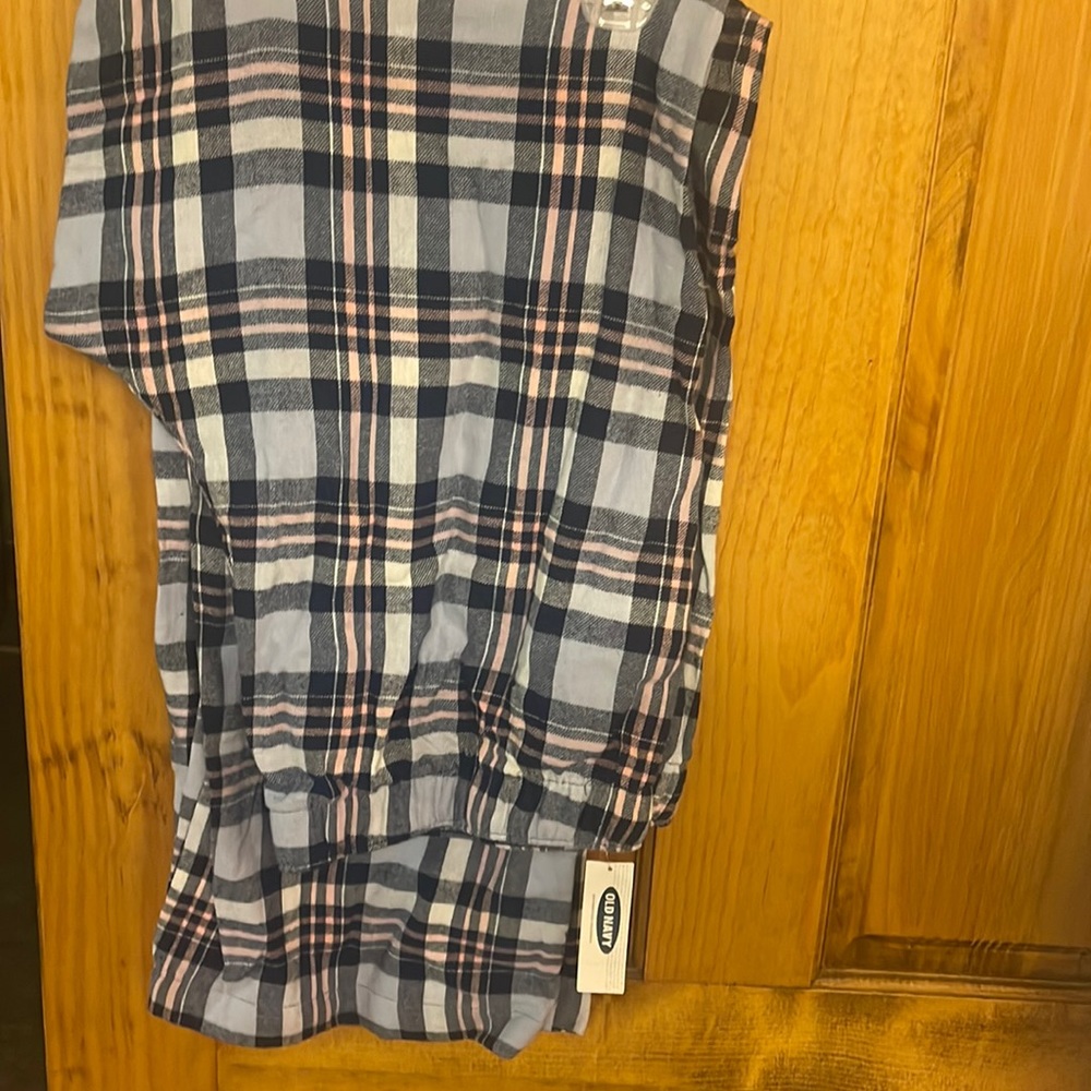 Old Navy Slee pants large with tags